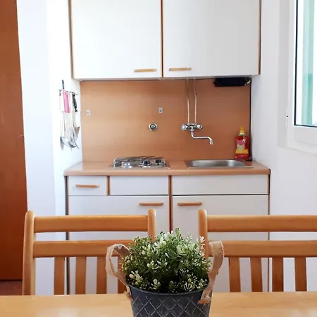 Julija Apartment Preko